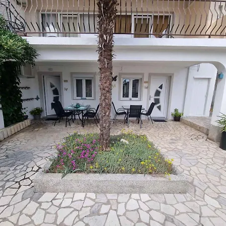 Apartman In 42924