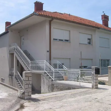 In 42924 Apartament *